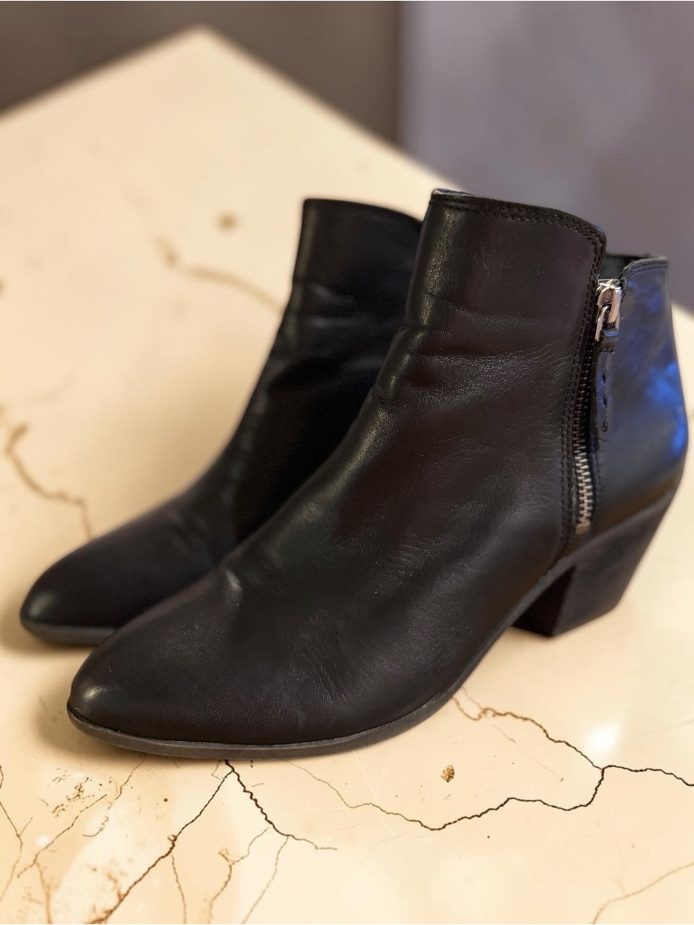Frye Black Leather Side Zip Ankle Boots Block Heel Genuine Leather Booties - Picture 14 of 15